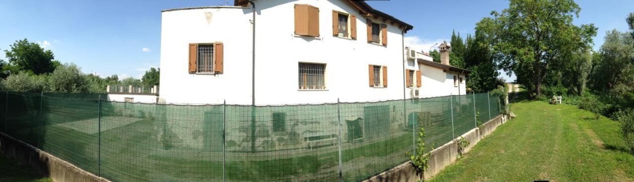 Casa Pole Bed & Breakfast Bagnolo San Vito Exterior photo