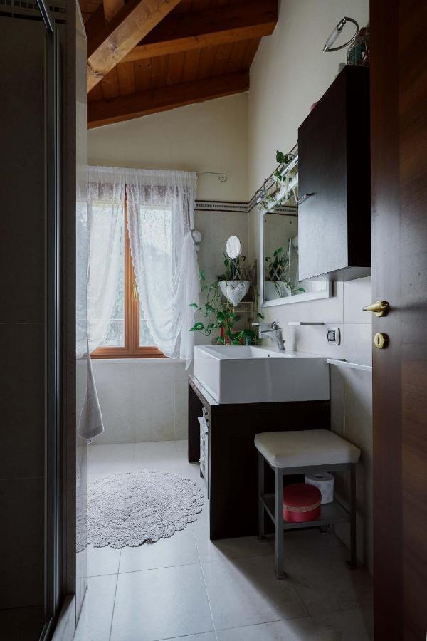 Casa Pole Bed & Breakfast Bagnolo San Vito Exterior photo