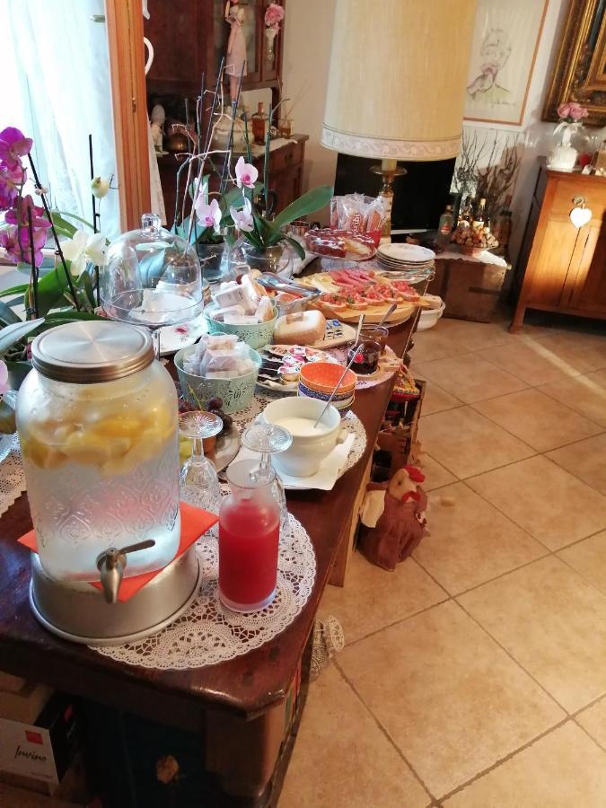 Casa Pole Bed & Breakfast Bagnolo San Vito Exterior photo