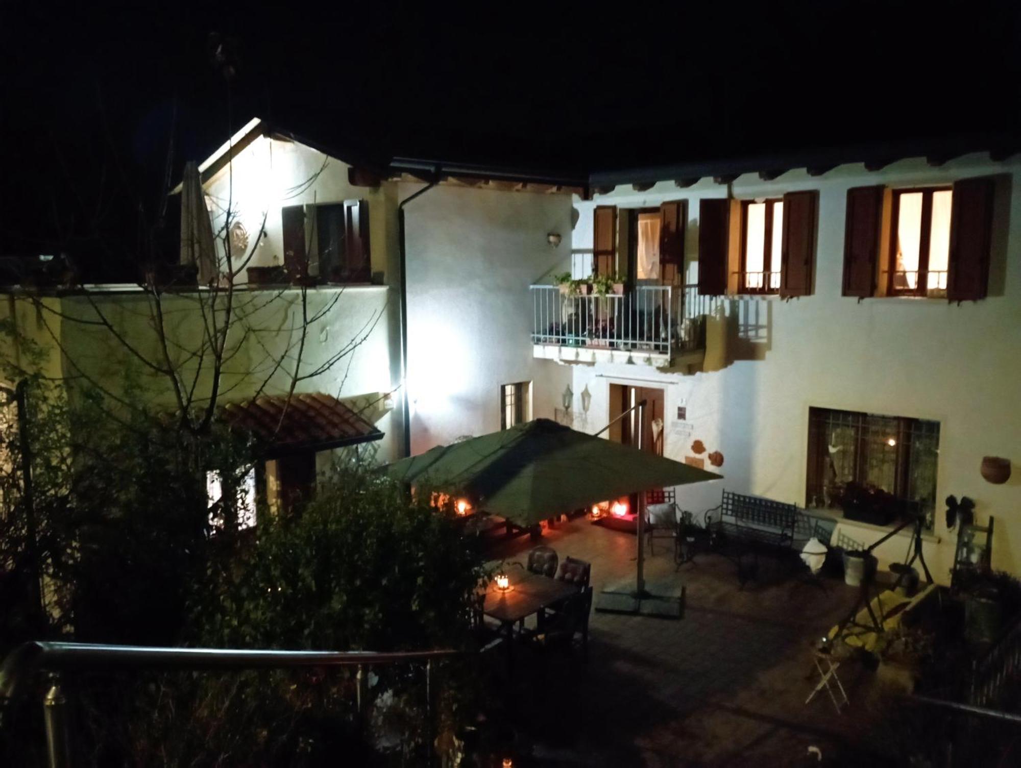 Casa Pole Bed & Breakfast Bagnolo San Vito Exterior photo