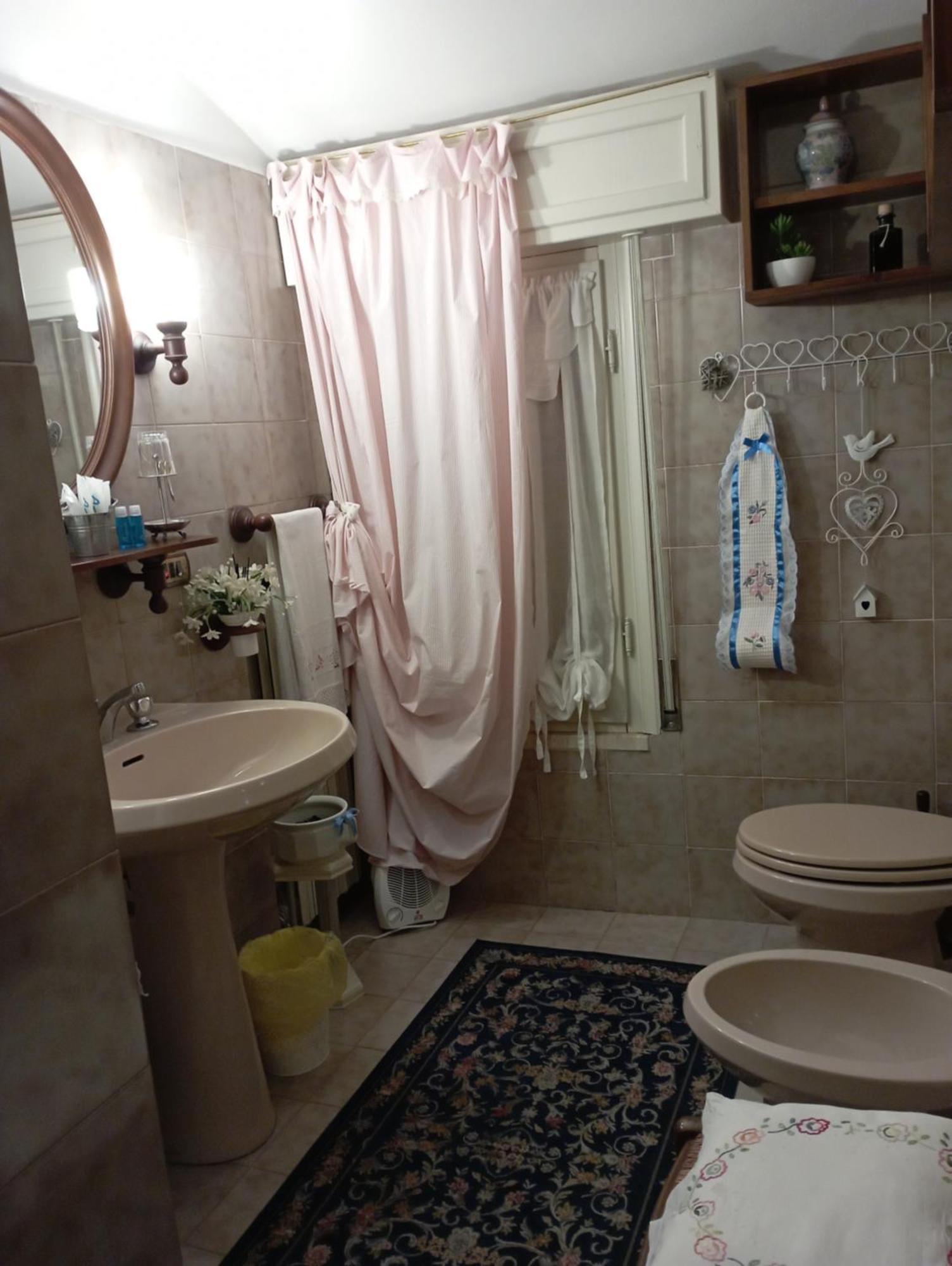 Casa Pole Bed & Breakfast Bagnolo San Vito Exterior photo